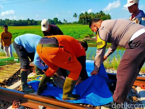 Jenazah wanita tertabrak kereta api di Banyuwangi
