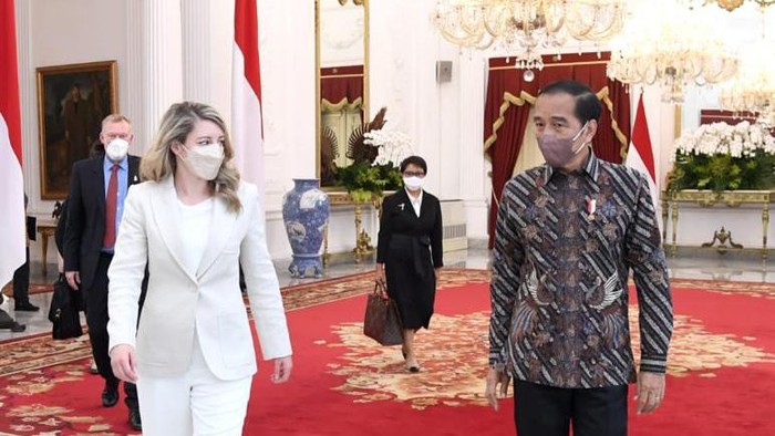 Jokowi dan Menlu Kanada