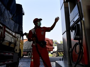 Benarkah Kenaikan Harga BBM Bakal Dorong Angka Kemiskinan?