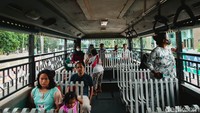 Bus Jawara ini mulai berkeliling Kota Tangerang dari pukul 16.00 WIB hingga waktu buka puasa.