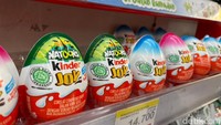 Namun untuk kehati-hatian, BPOM menghentikan sementara peredaran produk Kinder sambil melakukan random sampling terhadap produk Kinder yang terdaftar. Foto: Vidya Pinandhita/detikHealth