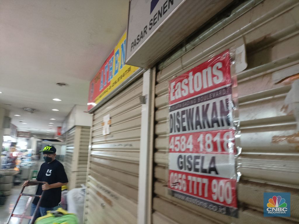 Kios Pasar Senen, Senin (11/4/2022). (CNBC Indonesia/ Ferry Sandi)