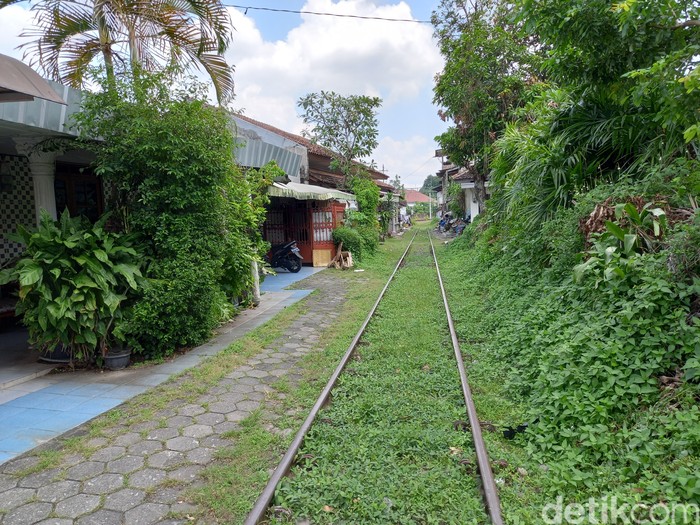 Lokasi permukiman di Jogja yang dilintasi kereta api