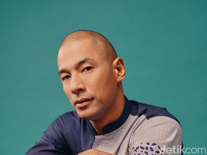 Marcell Siahaan rilis koleksi baju koko untuk lebaran 2022.