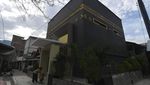 Menengok Masjid Unik Berbentuk Kabah di Palu