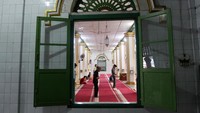 Saat ini masjid tersebut telah berusia 217 tahun.
