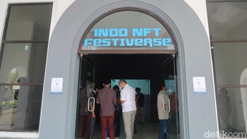Suasana pameran Non Fungible Token (NFT) bertajuk Indo NFT Festiverse pertama di Yogyakarta.   