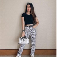 Saat diwawancara pada 2021, Natasha berusaha mempertahankan berat badannya di angka 48 kg. Agar tubuhnya tetap ideal, aktris dengan tinggi 166 cm itu mengurangi karbohidrat. Saat makan siang, dia hanya mengonsumsi, dua sendok nasi. Foto: Instagram