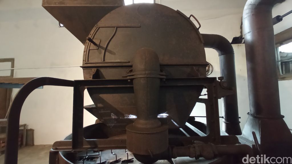 Pabrik penggilingan kopi Margo Redjo di Dharma Bourtique Roastery