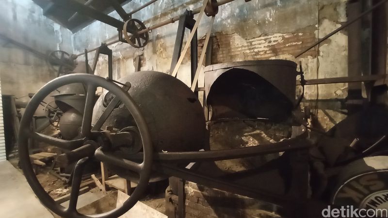 Pabrik penggilingan kopi Margo Redjo di Dharma Bourtique Roastery