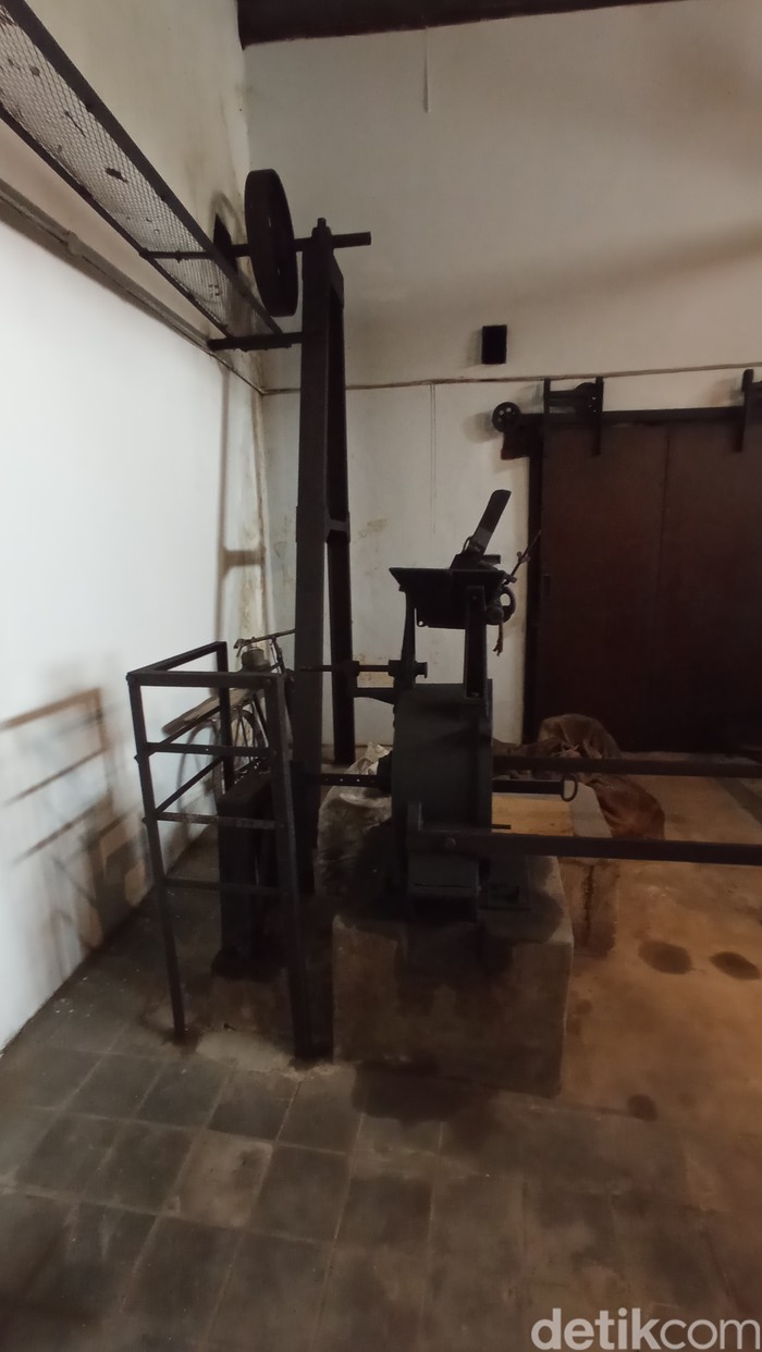 Pabrik penggilingan kopi Margo Redjo di Dharma Bourtique Roastery