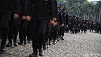 Seperti diketahui, massa BEM SI akan menggelar demo menolak wacana penundaan pemilu 2024. Demo dipusatkan di DPR RI, tetapi polisi juga mengantisipasi massa yang akan ke Istana dengan melakukan barikade di Patung Kuda, Jakarta Pusat, mulai pukul 09.00 WIB. 