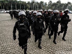 200 Brimob Dikirim ke Kobakma Papua Usai Warga Pendatang Diancam-Mengungsi