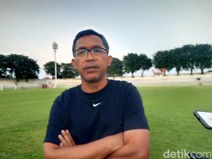 Persebaya Surabaya siap menyongsong musim depan. Pelatih Persebaya Aji Santoso memastikan, pembentukan skuad sudah 80 persen.