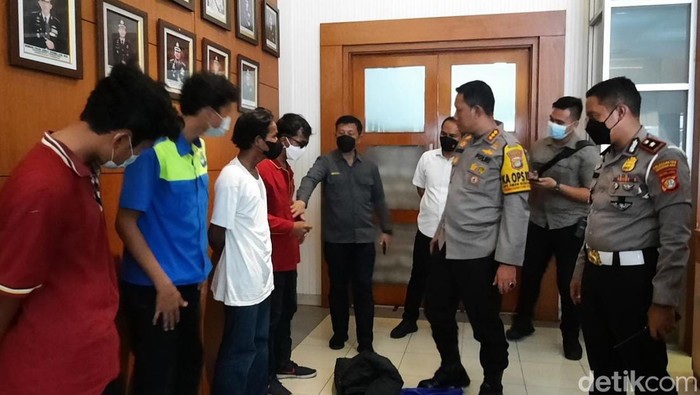 Polisi amankan pelajar yang diduga hendak demo ke Jakarta