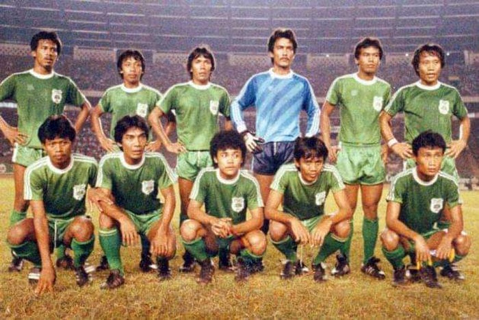 Dokumentasi Ponirin Meka di Timnas Indonesia dan PSMS Medan.