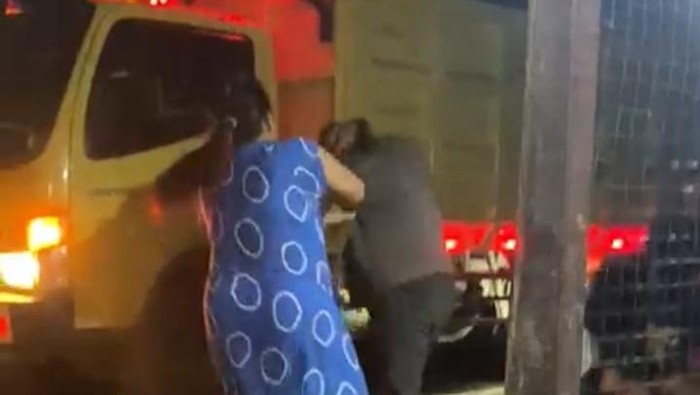 Potongan video emak-emak ngamuk di Kalsel