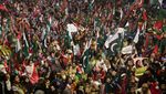 PM Imran Khan Dilengserkan, Pendukungnya Langsung Gelar Aksi