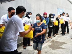 Saat Millenial BTN Berbagi