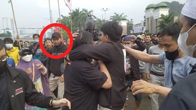Potret Dhia Ul Haq dari Pertama Kali Pukul Ade Armando hingga Diciduk Polisi
