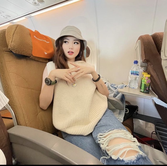 Si Cantik Vanessa Khong Saat Makan Bersama Keluarga Si Cantik Vanessa Khong Saat Makan Bersama Keluarga