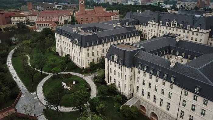 DONGGUAN, CHINA - APRIL 12: A replica of Versailles is seen in the Paris area of Huawei's new sprawling 'Ox Horn' Research and Development campus on April 12, 2019 in Dongguan, near Shenzhen, China. Huawei is Chinas most valuable technology brand, and sells more telecommunications equipment than any other company in the world, with annual revenue topping $100 billion U.S.  Headquartered in the southern city of Shenzhen, considered Chinas Silicon Valley, Huawei has more than 180,000 employees worldwide, with nearly half of them engaged in research and development. In 2018, the company overtook Apple Inc. as the second largest manufacturer of smartphones in the world behind Samsung Electronics, a milestone that has made Huawei a source of national pride in China.
While commercially successful and a dominant player in 5G, or fifth-generation networking technology, Huawei has faced political headwinds and allegations that its equipment includes so-called backdoors that the U.S. government perceives as a national security. U.S. authorities are also seeking the extradition of Huaweis Chief Financial Officer, Meng Wanzhou, to stand trial in the U.S. on fraud charges. Meng is currently under house arrest in Canada, though Huawei maintains the U.S. case against her is purely political. Despite the U.S. campaign against the company, Huawei is determined to lead the global charge toward adopting 5G wireless networks.  It has hired experts from foreign rivals, and invested heavily in R&D to patent key technologies to boost Chinese influence.(Photo by Kevin Frayer/Getty Images)