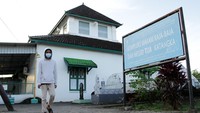 Masjid yang dibangun pada tahun 1603 di masa pemerintahan Raja Gowa XIV I Mangarangi Daeng Manrabbia Sulatan Alauddin tersebut merupakan masjid tertua di Sulawesi Selatan dan menjadi salah satu destinasi wisata religi yang dikunjungi umat muslim saat bulan Ramadhan 1443 H.
