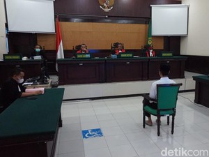 Sidang Pledoi Bripda Randy Sebut Tak Pernah Paksa Novia Gugurkan Kandungan