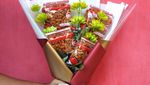 10 Buket Makanan Unik, Isi Ayam Goreng hingga Kerupuk