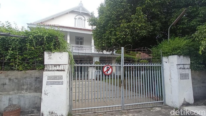Dharma Boutique Roastery bangunan cagar budaya