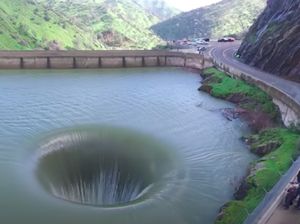 Bukan Ilusi Optik, Ini Tempat Berjuluk Mulut Neraka