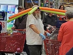 Foto Hasil Editan Jagoan Photoshop Ini Bikin Ngakak Parah