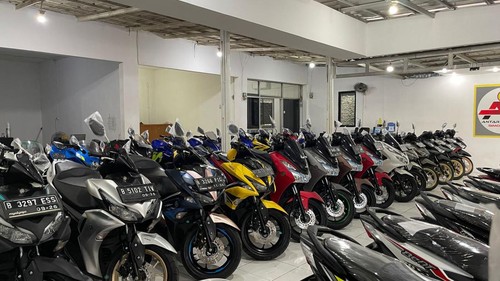 Jual-beli motor bekas Antara Motor