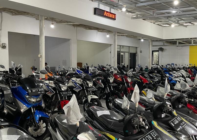 Jual-beli motor bekas Antara Motor