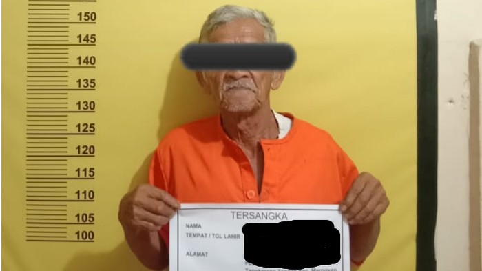 Kakek pelaku pencabulan.