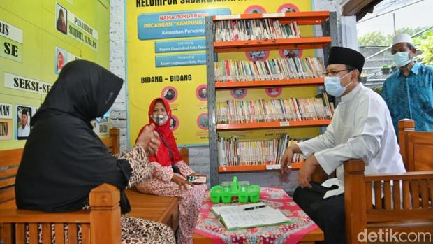 Kampung Bunga Pucangan Kota Pasuruan yang dibangun secara swadaya oleh masyarakat.