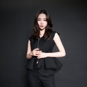 Model Rambut Wanita 2022, Gaya Rambut 5 Artis Korea Ini Jadi Tren