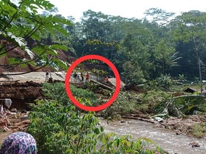 2 Rumah Warga Hilang Tersapu Longsor di Jolontoro Wonosobo