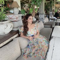 Dikatakan jika ketika DM, Hotman tidak langsung menawarkan jadi aspri. Ada pendekatan, nggak lansung to the point. Dari chatting di media sosial, udah nyaman, ngangkat Mahesa jadi aspri, tuturnya. Foto: Instagram @mahesaputriii