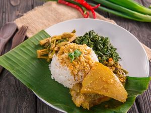 Disorot Legislator, Usaha Kuliner Nasi Padang Babi Hilang di Dunia Maya