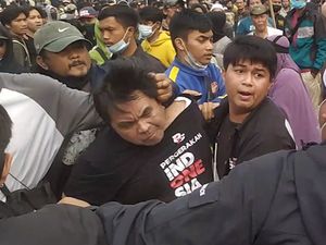 Sempat Dikira Abdul Manaf, Pria Bertopi Pengeroyok Ade Armando Diburu Polisi