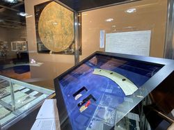 Debu Bulan yang Dibawa Neil Amstrong, Dilelang Rp 11,5 Miliar