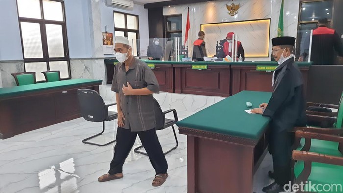 Pengasuh ponpes cabuli santriwatinya di Mojokerto