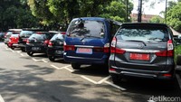 Jika ada ASN yang kedapatan menggunakan mobil dinas saat mudik, maka akan disanksi dengan memotong tambahan penghasilan pegawai (TPP).