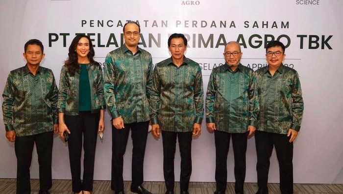 PT. Teladan Prima Agro Melantai di Bursa Perusahaan kelapa sawit PT. Teladan Prima Agro Tbk melantai di bursa. Perusahaan dengan kode TLDN tersebut melepas sebanyak 517.681.200 saham baru.