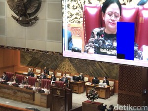 Puan Menitikkan Air Mata dan Terisak Saat DPR Sahkan RUU TPKS Jadi UU
