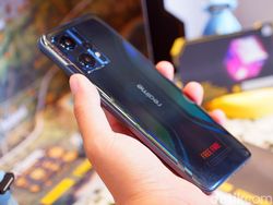 Wujud Realme 9 Pro+ Free Fire, Booyah!