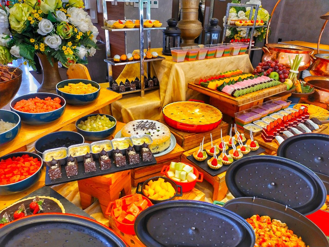 Sajian Iftar Ramadan 'Nusantara Delight' Harper MT Haryono