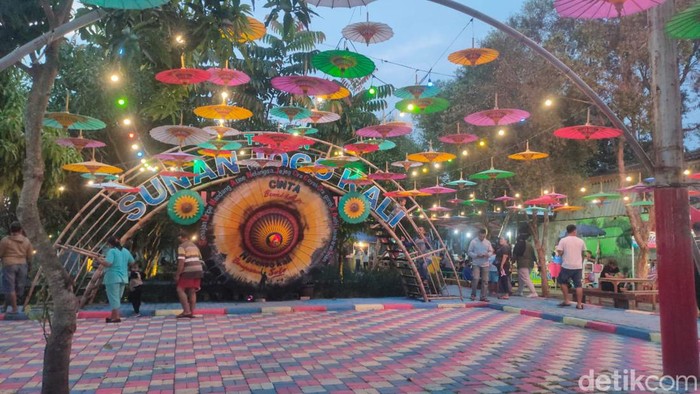Taman Sunan Jogo Kali Pucang Arum, Pucangsawit, Jebres.