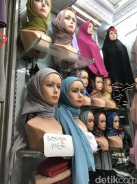 luna hijab thamrin city